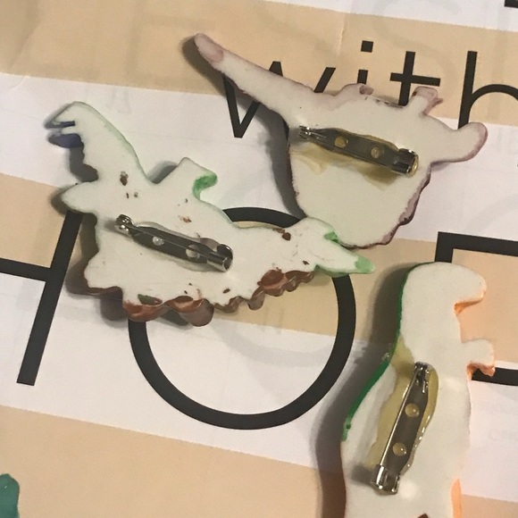 Lot of 3 Vintage Colorful Dinosaur Brooches Lapel Pins New Old Stock - Picture 12 of 14